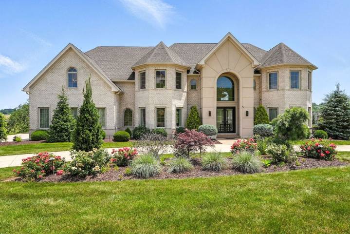 This Palatial Estate in Peters Comes With a View