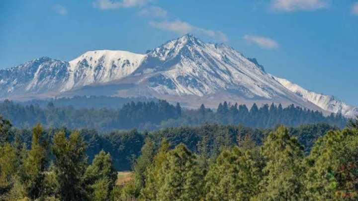 Tragedia en el Nevado de Toluca deja once heridos tras la volcadura de una camioneta turística