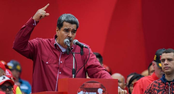 El régimen de Nicolás Maduro ordena el despliegue de 15.000 soldados en la frontera con Colombia