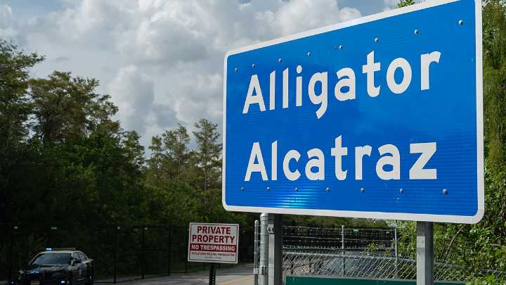 Feds stop sending detainees to Florida’s ‘Alligator Alcatraz’