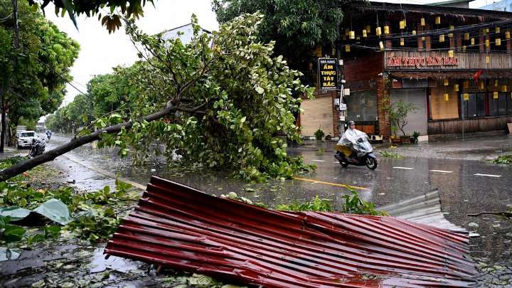 Tifón Kajiki deja cinco muertos y siete desaparecidos en Tailandia