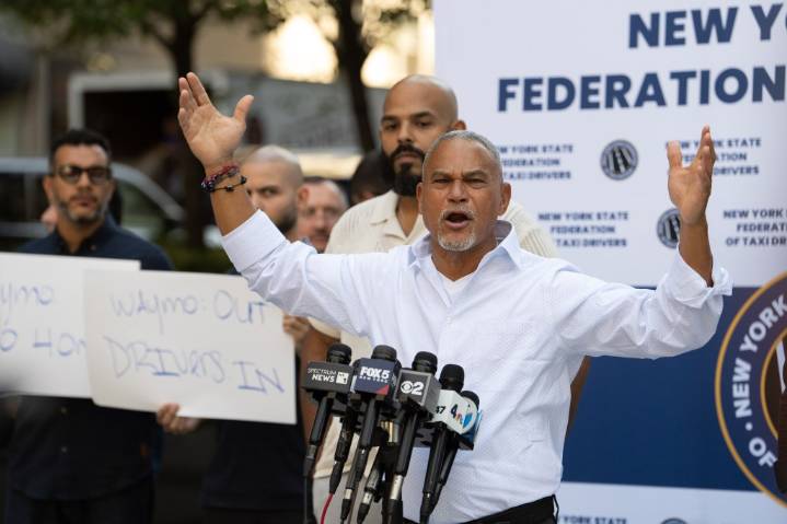 Driverless taxis in NYC? Keep Waymo off the streets, say union protesters