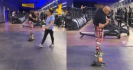 Hombre baila duranguense en el gimnasio como si estuviera solo y arrasa en redes