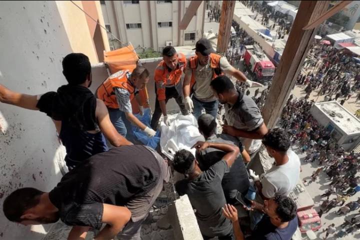 Israel atacó un hospital de Gaza y dejó al menos 19 muertos, incluidos cuatro periodistas