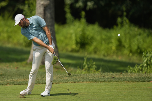Scottie Scheffler rallies from 4 shots down and wins BMW Championship for 5th victory of the year