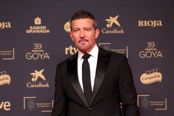 Horoscopes Aug. 10, 2025: Antonio Banderas, think twice before signing agreements
