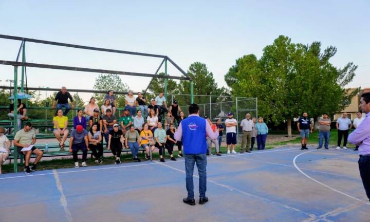 Atiende JMAS Chihuahua gestiones de agua potable en Quinta Montecarlo
