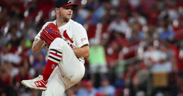 High socks, loose swings, and a clever play: How sandlot Cardinals edged Cubs, took series