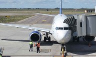 Paro de controladores: cancelan los vuelos que llegan o salen de Bahía