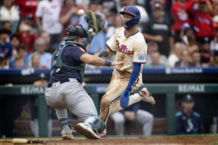 Mariners pitcher receives death threats after bad outing