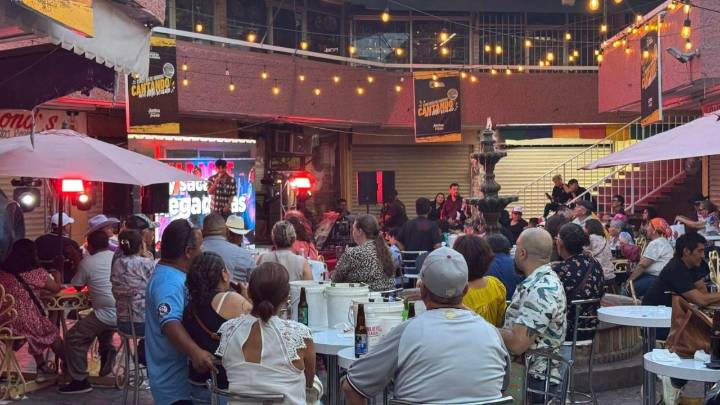 Mercadito Maclovio Herrera se viste de fiesta; se reúnen las mejores voces de Nuevo Laredo