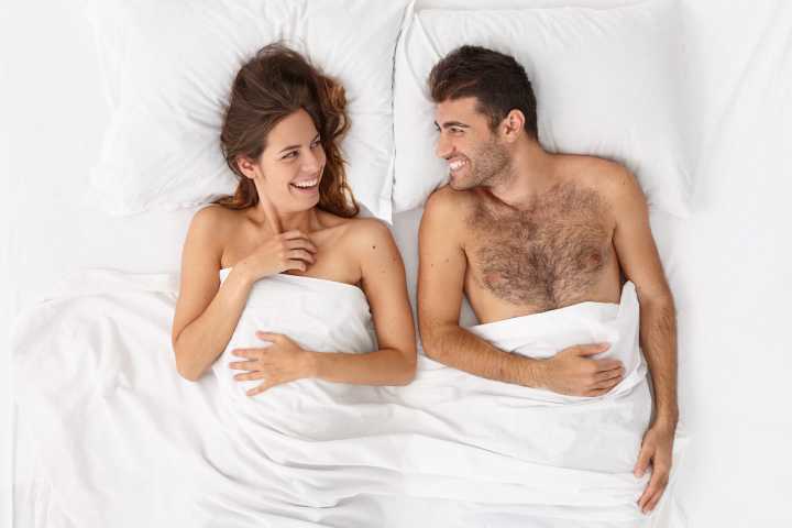 Expertos aseguran que de 5 a 13 minutos es el tiempo ideal del sexo