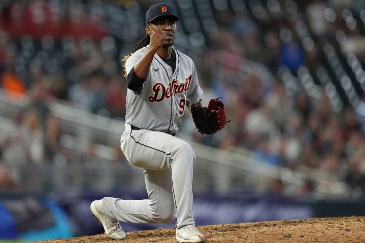Tigers rally back from 3-run deficit, top Twins in 11 innings
