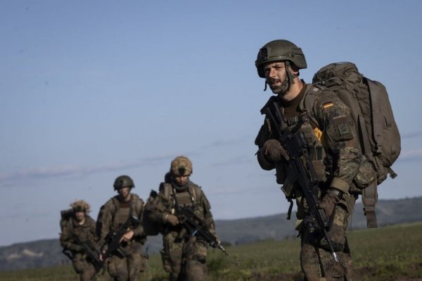 Los países europeos se plantean recuperar la mili ante la amenaza rusa