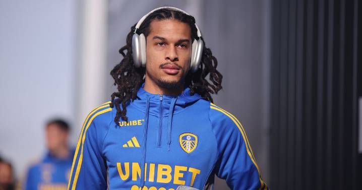Leeds United confirm another first team exit as door opens on new recruits