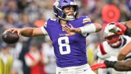 Vikings reportedly sign Carson Wentz after trading Sam Howell to Eagles