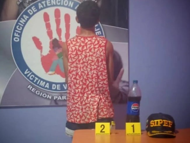 Expresidiario echó a la calle a su madre y la amenazó con quemarla junto a su hermana