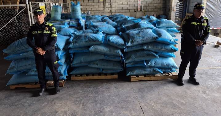 Incautan más de 16 toneladas de perecederos de contrabando en el Magdalena