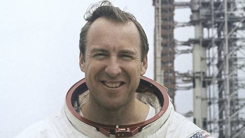 Apollo 13 moon mission leader James Lovell dies at 97