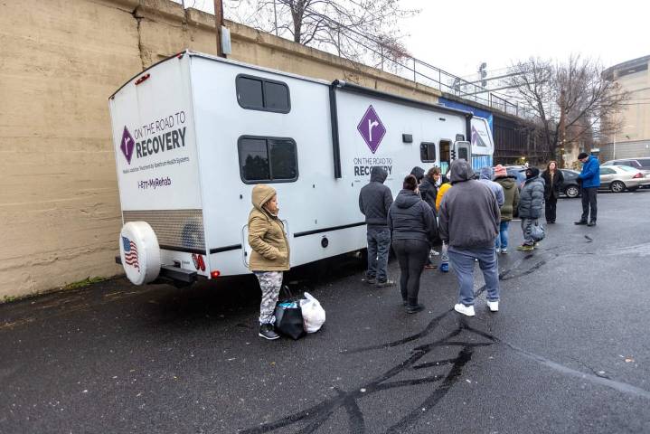 Worcester redujo a la mitad las muertes por sobredosis. Ahora enfrenta recortes federales