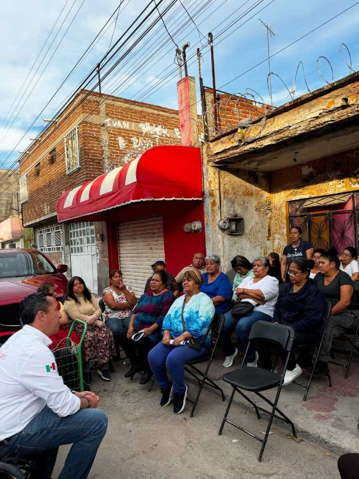 Gobierno de la Capital impulsa acuerdos ciudadanos en la colonia Constitución
