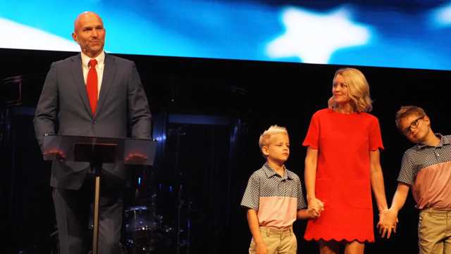 Former Iowa administrator Adam Steen announces GOP campaign for governor