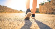 Simple changes to walking could ease knee pain from osteoarthritis