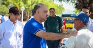 Alcalde Carlos Pinedo inspeccionó avances de la vía al aeropuerto, que alcanza un 99% de ejecución