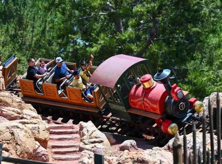 Disneyland closes 8 attractions during hectic Halloween season