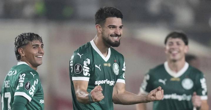 Jose Manuel Lopez earns first Argentina callup for World Cup qualifiers