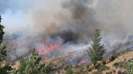 Fasgar (Bierzo) sigue activo, mientras el resto de fuegos mejoran