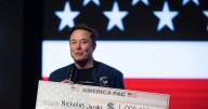 Elon Musk hizo fraude en las elecciones de 2024: Lo acusan de sorteo falso a cambio de datos personales
