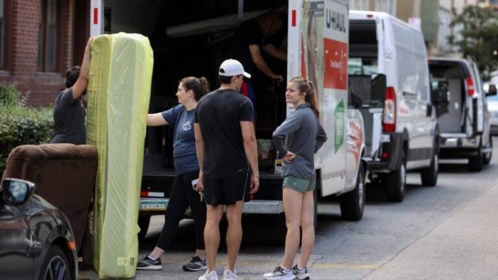 Boston announces parking restrictions for college move