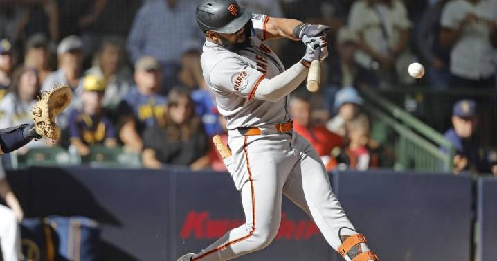 Ramos hits 2-run single off Megill with 2 outs in 9th as Giants rally past Brewers 4