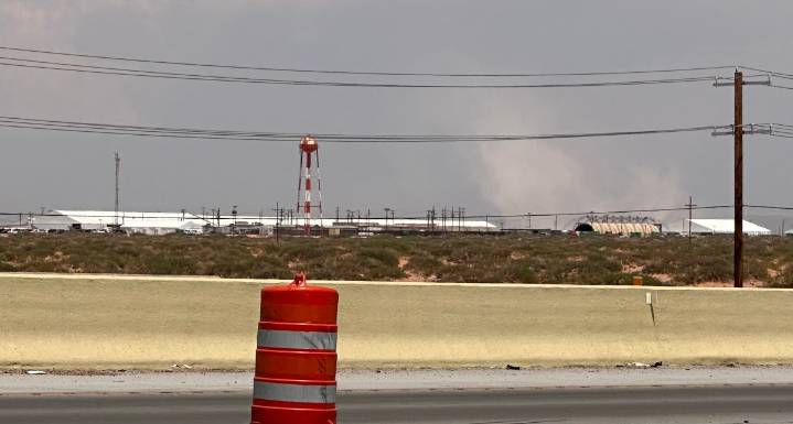 El Paso alza la voz contra el nuevo megacentro de detención migratoria en Fort Bliss