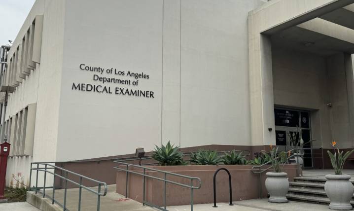 Authorities ID man shot to death in South LA alley