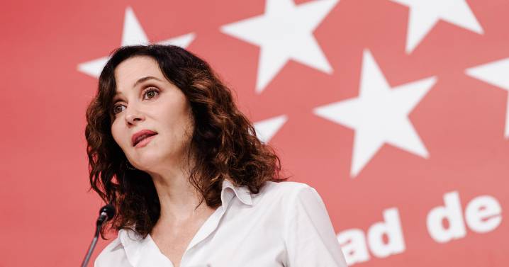 Ayuso pide a los ministros «dejar Twitter para otro momento»: «Tenemos que salvar vidas y luego pasarnos las facturas»