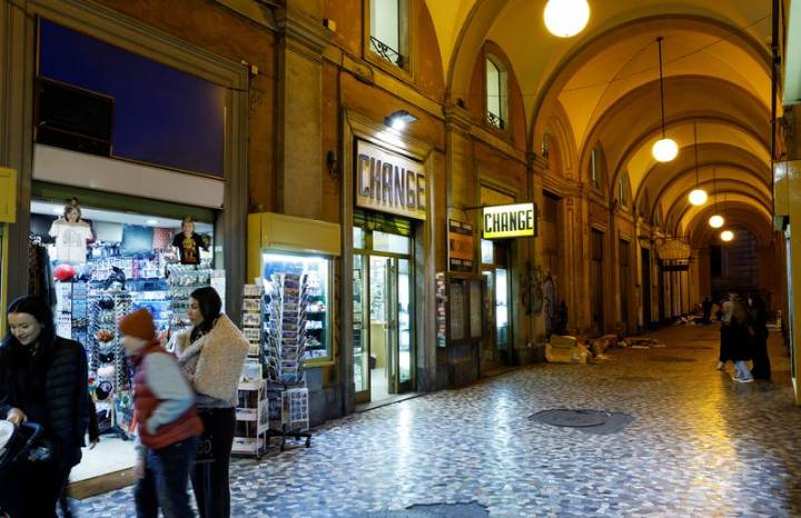 Italy's economy shrank in second quarter, stats agency confirms