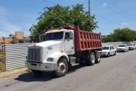 Denuncian desplazamiento de trabajadores carmelitas por sindicatos “patito” en obras locales