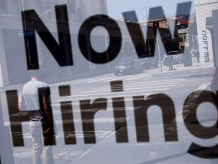 Job market weakens in Sudbury and across Canada