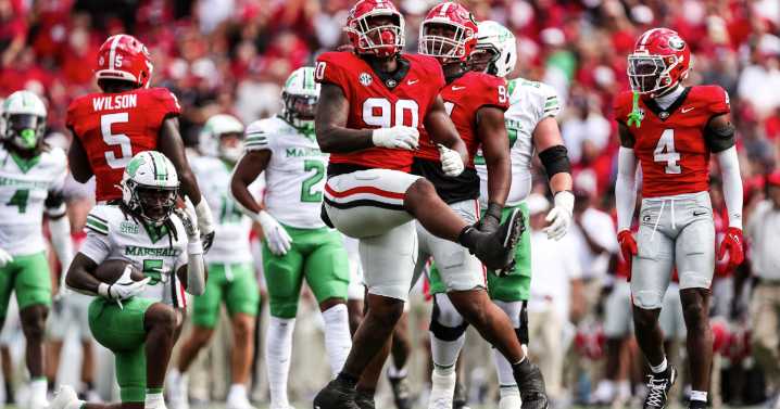 No. 5 Georgia cruises to a 45-7 win over Marshall in season opener