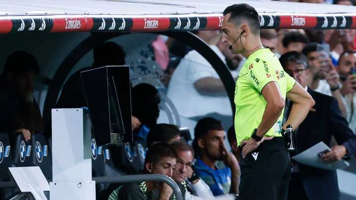 El VAR se ceba con el Real Madrid: el sorprendente dato de goles anulados que casi triplica al Barça