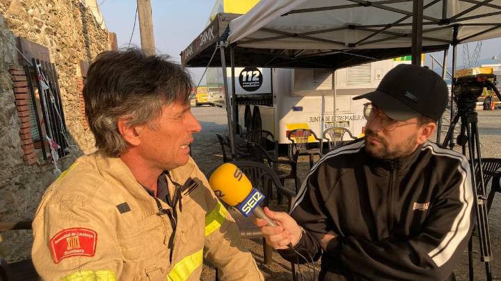 La emotiva despedida de los Bombers tras ayudar en Jarilla