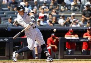 Suarez slugs second three-run blast in two days