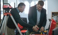 Municipio presentó nuevo equipamiento para el área de Topografía en Rawson