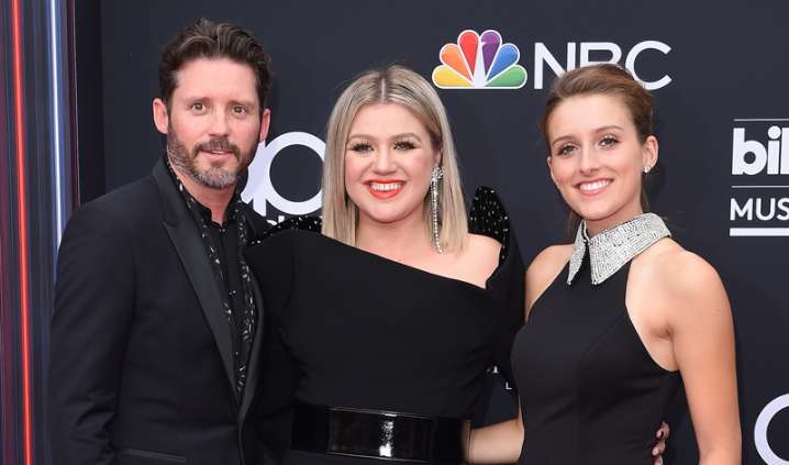 Brandon Blackstock’s 23-Year-Old Daughter Announced Her Pregnancy Just One Month Before He Passed Away | Brandon Blackstock, Pregnant Celebrities, Savannah Blackstock Lee | Just Jared: Celebrity News 