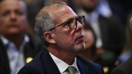 ¿Tambalea Alfredo Saade en el Gobierno Petro? Embajador enfrenta posible destitución por lío pasaportes