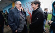 Kicillof en Tandil: "Un gobernador del peronismo y un intendente del radicalismo estamos juntos para entregar las viviendas"