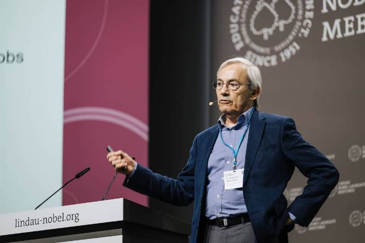 Inteligencia artificial. Qué se necesita para conseguir trabajo, según un economista que ganó el Nobel en 2010