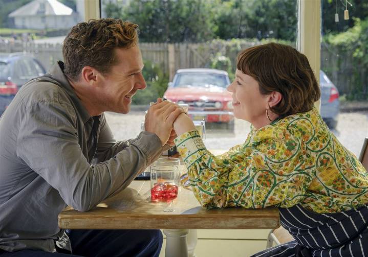 Review: The war is lost in 'The Roses,' a cautionary marriage tale
